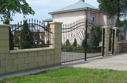 gard prefabricat din beton crem